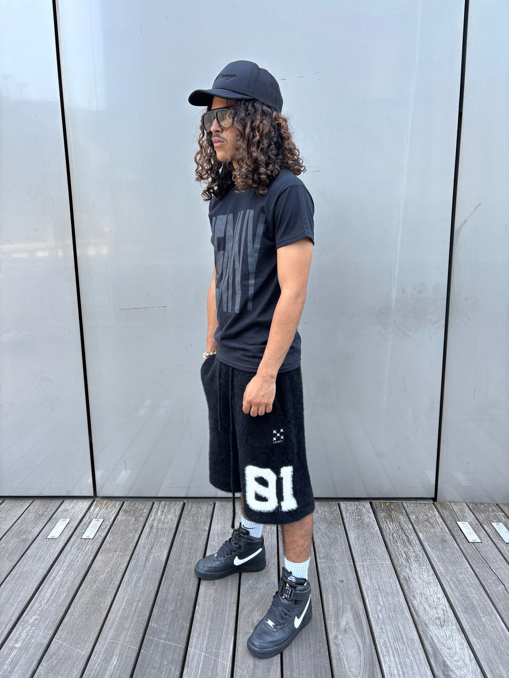 SHORT MOHAIR NOIR